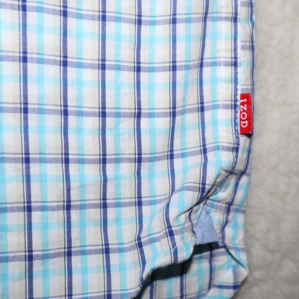 ⬇️$20 IZOD Mens Blue Plaid Button Down - Picture 3 of 5